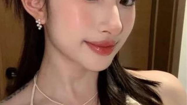 最近真的很爱这个淡颜氧气感妆容～ #妆容分享 #化妆 #美妆