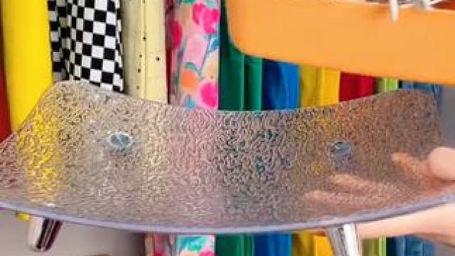 多少裤夹子都没有这个带挂钩的小夹子好用，裤子裙子多的快备起来吧#收纳整理  #衣柜裤子收纳技巧  #