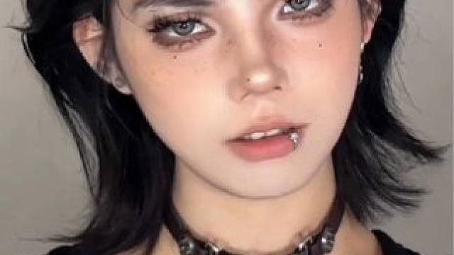 宝宝老师们不想学有手就会的野生眉教程吗？#三资堂眉笔 #谁还不会用二叉眉笔画下睫毛 #野生眉教程