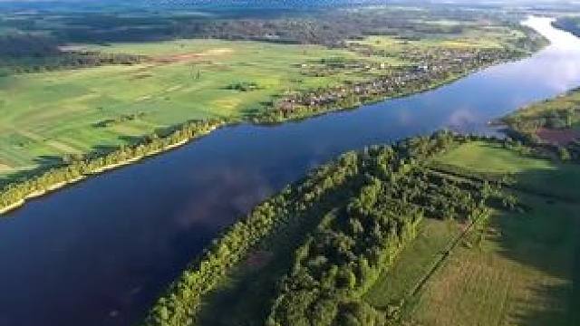 《乌兰图雅-阿尔山的姑娘》点击左下角下载番茄畅听