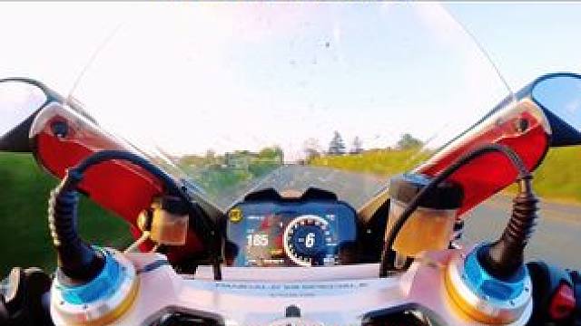 曼岛TT（环岛机车耐久赛）极速超过330+ 而且还有很多弯道，第一视角感受曼岛的速度与激情。#202