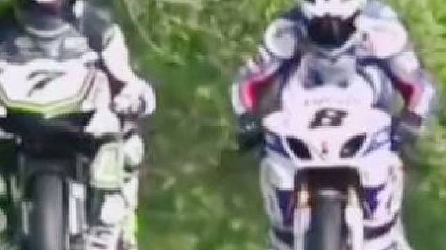 #摩托车比赛 #motogp #大神控车 #曼岛tt #专业动作请勿模仿