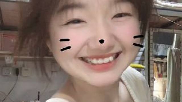 今天是幸福小猫᳐ ੭ 