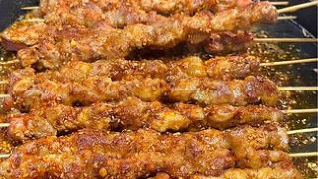 孩子想吃烤肉了，你就这样做，孩子一口气吃了10串#烤肉串