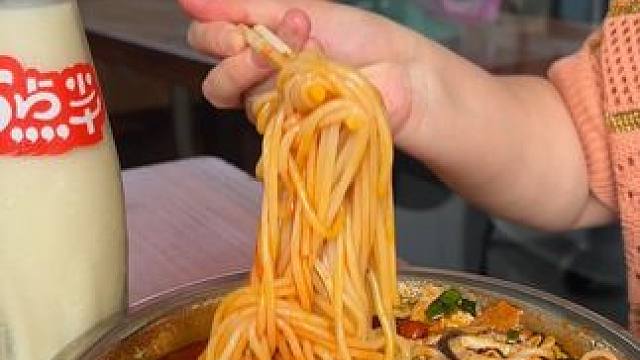 基隆超好吃的螺蛳粉没有之一，左下角超多优惠套餐，#附近美食 #螺蛳粉 #好吃螺蛳粉 #香辣可口的螺蛳