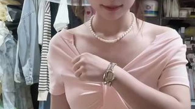 我的朋友们不会忍心看我伤心吧 #甜甜的手势舞 #今天当甜妹