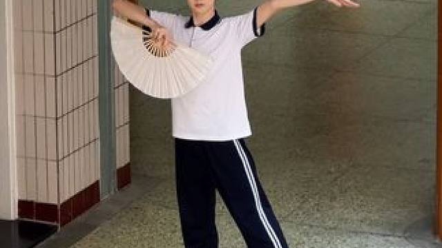 少年不惧岁月长 彼方尚有荣光在 #男高#古典舞#清明雨上