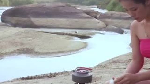 #野外生活纪录片 #丛林求生纪录片 #荒野求生 #野外生存 #纪录片解说