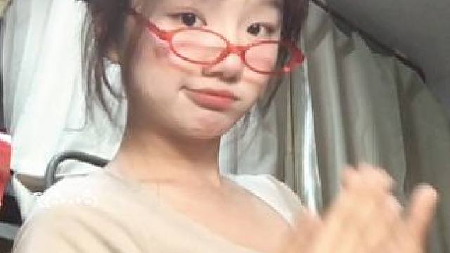 不要叫我宝宝 你知道的 我最吃这一套了(⋟﹏⋞)#女大学生 #肉肉女孩 #小猫日记