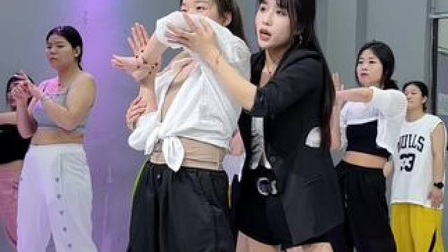 3分钟学会DS手位，大家学会了嘛 #舞蹈 #成人零基础舞蹈培训 #舞蹈改变人生