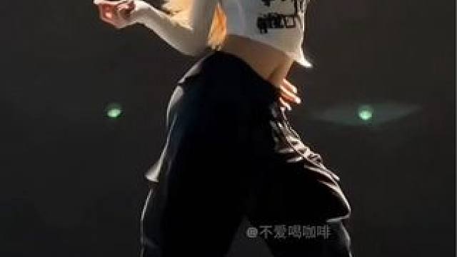 “请不要为任何没有实现的承诺提前开心”#翻跳 #基础爵士 #demi编舞 #很忙舞蹈挑战 #sist