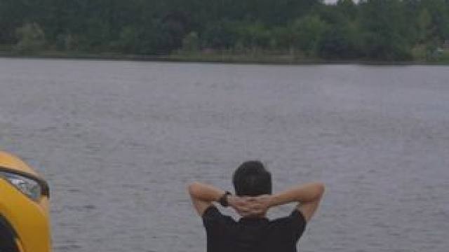 喜与孤独同生，不期爱来敲门。 爱来时窃窃听闻，爱走时不惧回声#露营 #户外露营  #远离城市的喧嚣 