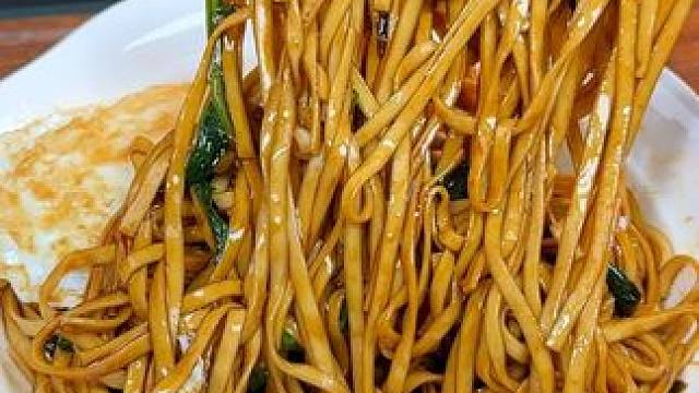 孩子的早餐不要含糊，您就像我这样做一份葱油拌面，简单快捷又好吃#葱油拌面