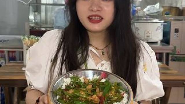 9.9吃木桶饭，就在小炒朗#附近美食 #真材实料才能做出好味道 #色香味俱全的家常美味 #美食探店 