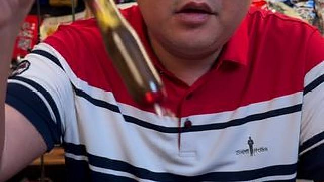 溪流钓短节碳素竿 这是一款溪流钓短节碳素竿，1.8到4.5的尺寸都有。#溪流钓鱼竿推荐 #溪流鱼竿 