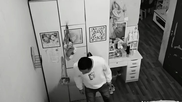 唉、这跟做贼试的、太难了