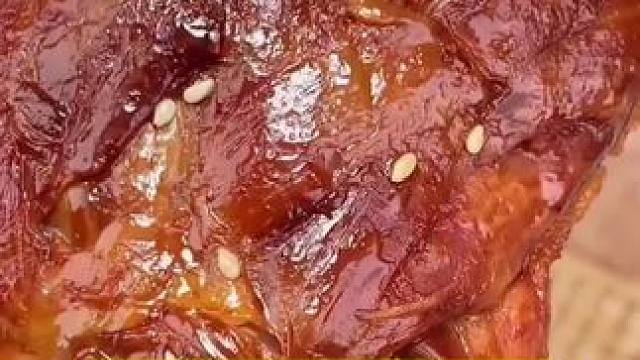 乡巴佬大鸭腿#鸭货美食 #零食推荐 #开袋即食