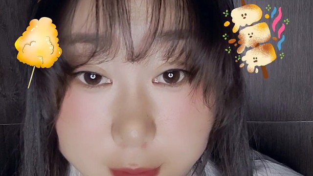 ”但凡回眸，皆是对过往每一刻的辜负。别回头，时过境迁，人已非昨。”