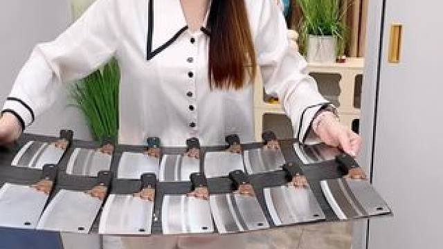 #菜刀  #手工锻打菜刀  #斩切两用刀  #家用厨房菜刀  #超便宜超划算