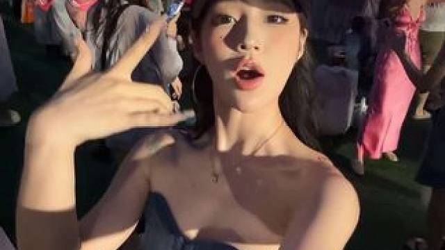 夏天当然要去一次音乐节啦～ #泼水才是音乐节顶配吧 #WATERBOMB香港2024 #玩水就来WA