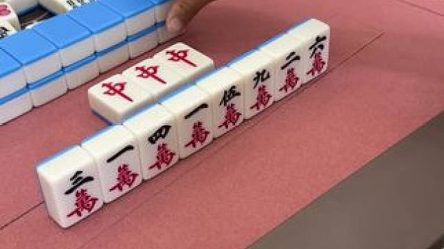 会打牌和不会打牌的都沉默了 #富豪麻将  #麻将