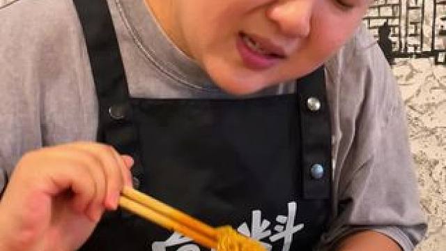 胖妹活了29年第一回遇到这种人#重庆小面 #这一碗好过瘾 #重庆美食 #妈呀太香了 #调料