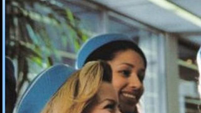 男子伪造支票骗取银行数百万，还假扮机长白嫖空姐#电影解说