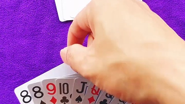 先出10亅都行出对8也行