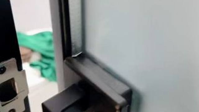 折叠脏衣篮，挂在浴室墙上，收纳换洗的衣服很方便，容量很大，不用时折叠起来不占地方 #折叠脏衣篮  #