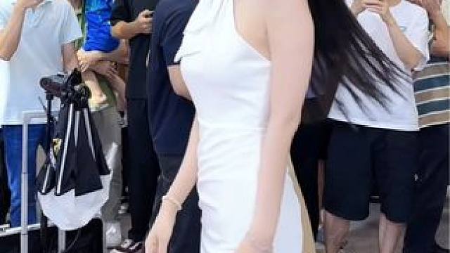 可是她对我比心呀#2024粤港澳大湾区车展 #ihome先行之城