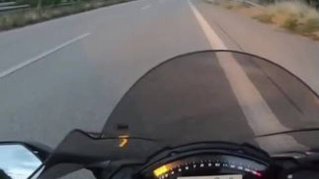 感受一下川崎大牛能量条的魅力！ #摩托车 #川崎zx10r