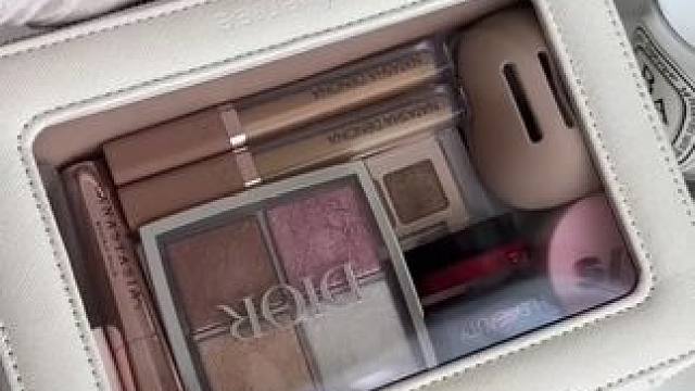 沉浸式收纳整理｜精致女人沉浸式整理旅行化妆包vlog～✨☺️ 
#收纳整理 #强迫症的日常 #化妆包