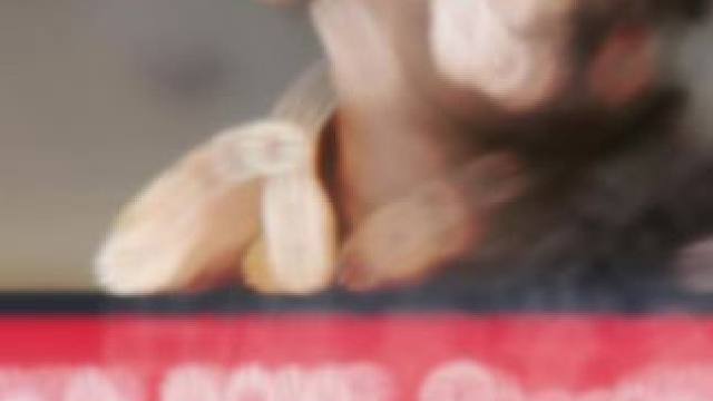 全新神话角色幽灵7月登场！#使命召唤手游