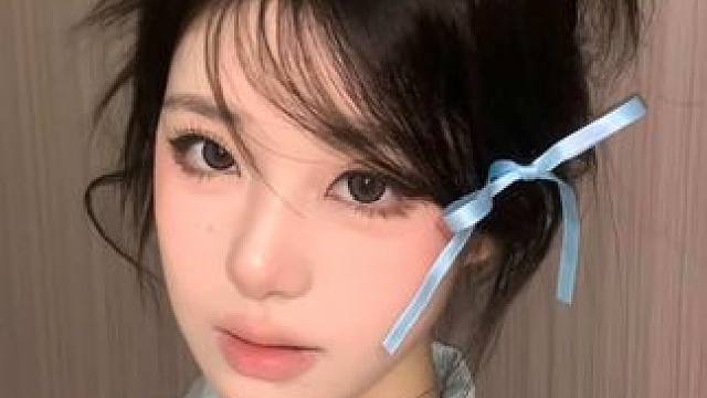 不会涂腮红的宝宝有福了！这盘奶油蜜瓜色超元气～怎么涂也不用担心画重喽#腮红 #妆容分享 #氛围感