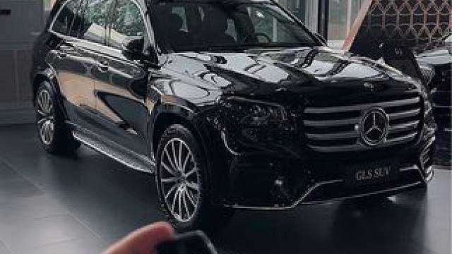 沉浸式体验24款奔驰GLS
#奔驰 #买车那点事儿 #沉浸式