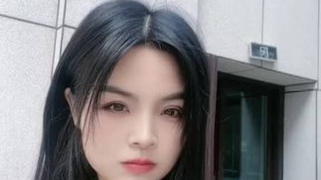 人生最好的状态
一半克制  一半放纵
努力把喜欢的事变为习惯