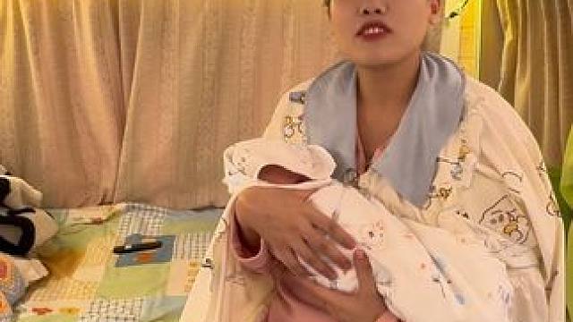 带着新生儿房车旅行，奈何只有一张床，飞侠出奇招，让孩子睡餐桌？#房车旅行 #新生儿 #记录真实生活