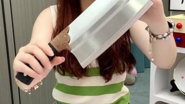 #菜刀  #手工锻打菜刀  #斩切两用刀  #家用厨房菜刀  #超便宜超划算