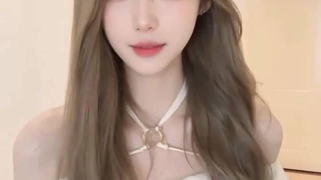 听说可爱会传染，你快靠我近一点，快快快