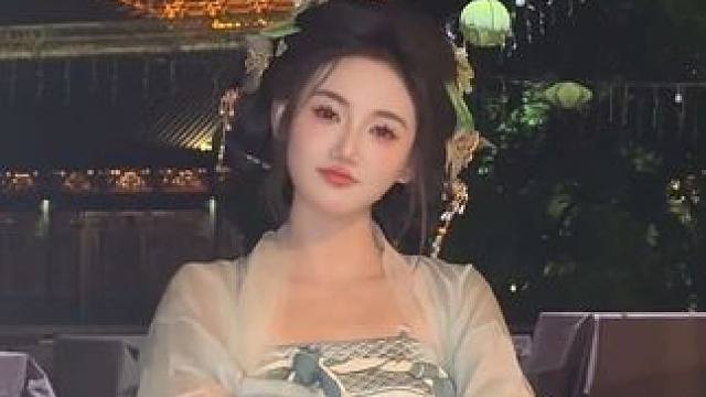 我本是家世显赫的大小姐，v我50助我回府#甜妹 #汉服 #古装