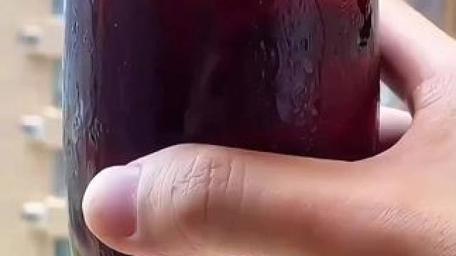 简直跟海底捞一个味个位数到手 50包！一袋不到两毛还送胖胖杯！快冲#酸梅汤 #夏日饮品 #好喝不贵 