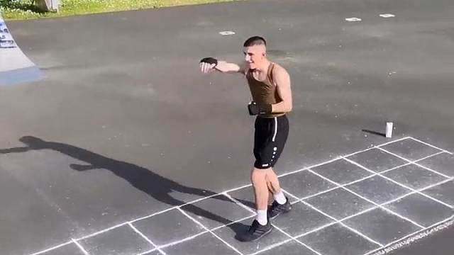 拳击步法技术教学，拳击基础技术教学，拳击步法训练 #拳击步法教学 #踢拳 #泰拳 请那些练过的朋友不