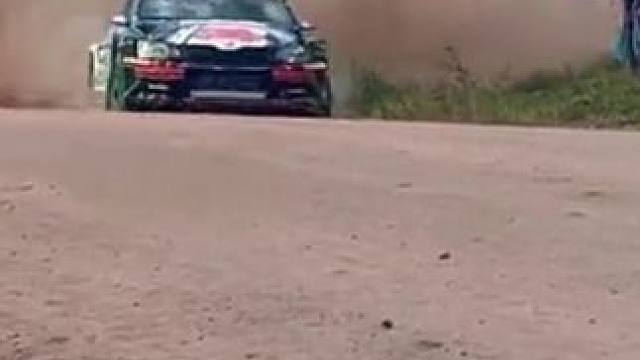 极限漂移、精准过弯，弯道的魅力在拉力赛中得到了淋漓尽致的展现#wrc拉力赛