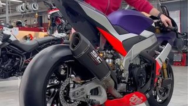 #内燃机的魅力 #机械之美 #阿普利亚rsv4 #WSBK #超级摩托车锦标赛 230匹 166公斤