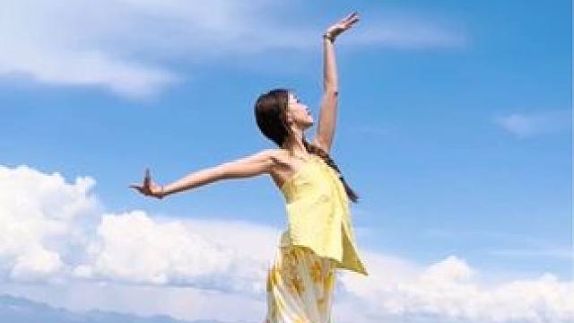 她是狂野的风 她是山野的梦#古典舞 #阿勒泰 #我的阿勒泰