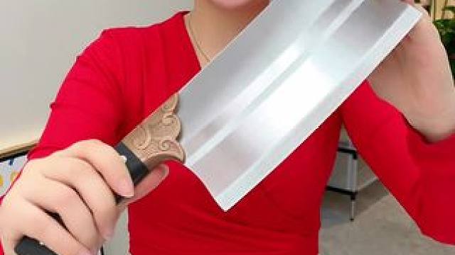 #菜刀  #手工锻打菜刀  #斩切两用刀  #家用厨房菜刀  #超便宜超划算