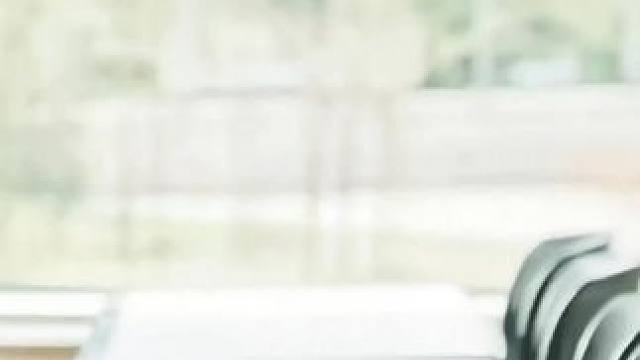 女人受尽折磨，费劲 千辛万苦逃了出去！   #影视解说  #精彩片段