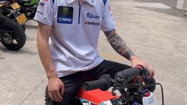 有人说我飘了 这不是飘上了嚒#机车 #摩托车