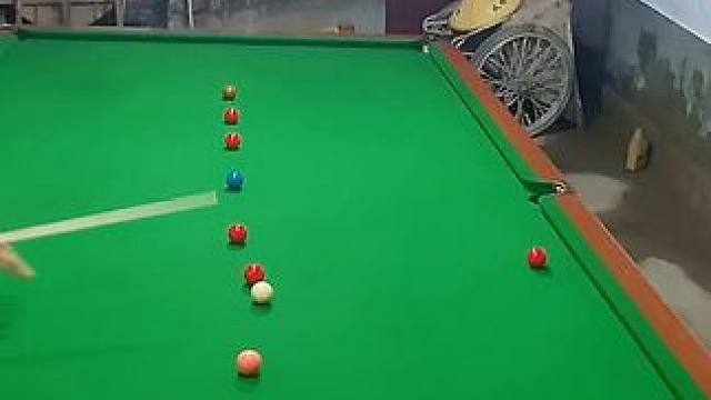 #怎么样才能打台球打得准 #斯诺克 #秀出你的神技能 #台球蒙球名场面