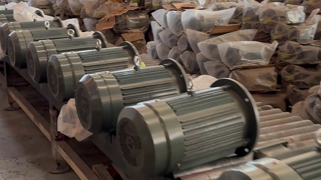 心有阳光，脚下有力量，为了理想能坚持不懈怠。